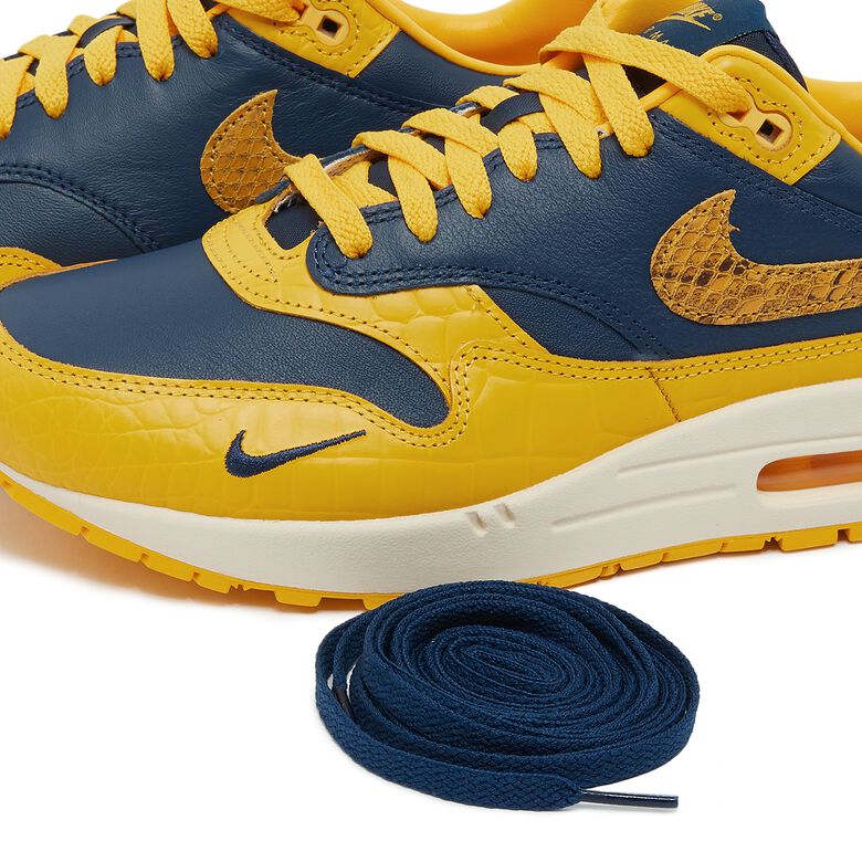 Grund skandaløse Isolere NIKE Air Max 1 CO.JP "Michigan" | FJ5479-410 | midnight navy/varsity  maize-natural at solebox | MBCY