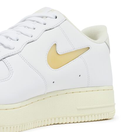 Air Force 1 Low '07 "Pale Vanilla"