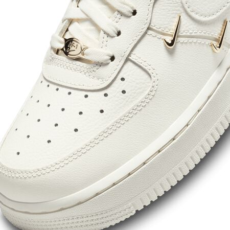 Wmns Air Force 1 '07 LX "Gold Swooshes"